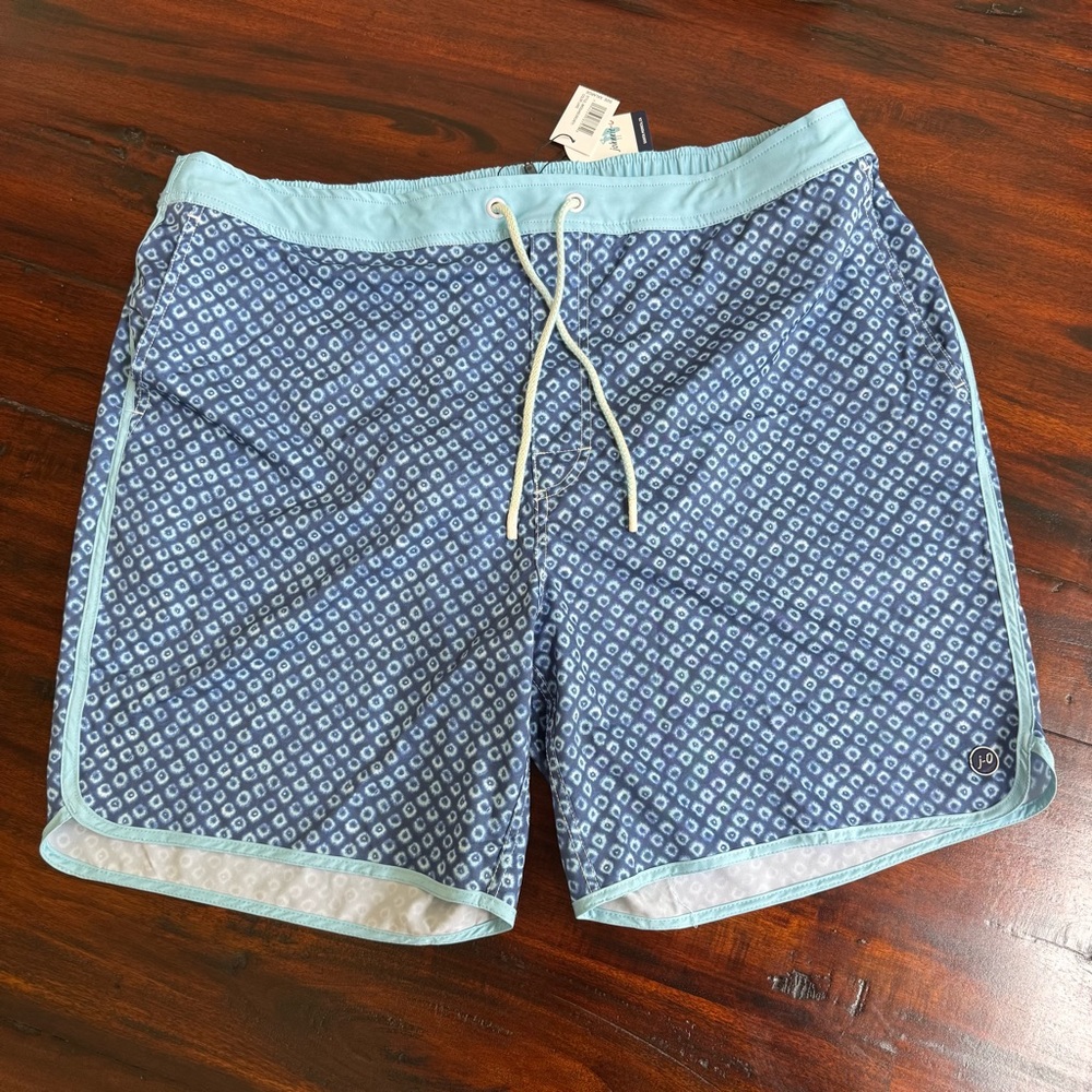 Johnnie-O Richey mens blue lined swim trunks size XXL NWT